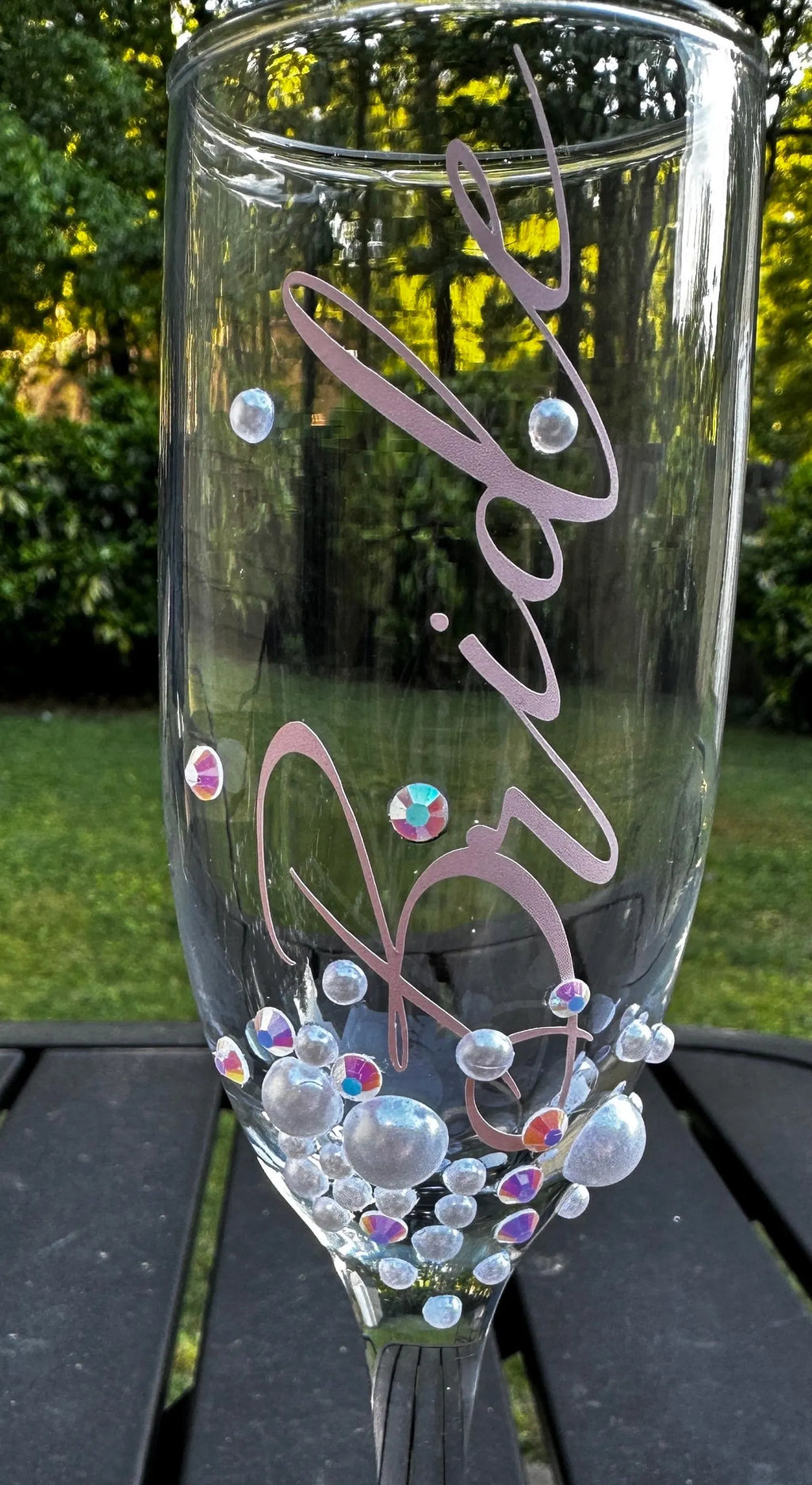 Bride Champagne Glass Custom Bride Gift Bridal Shower Personalized Engagement Flute Rhinestone Pearl Decorated Drinkware Wedding Celebration