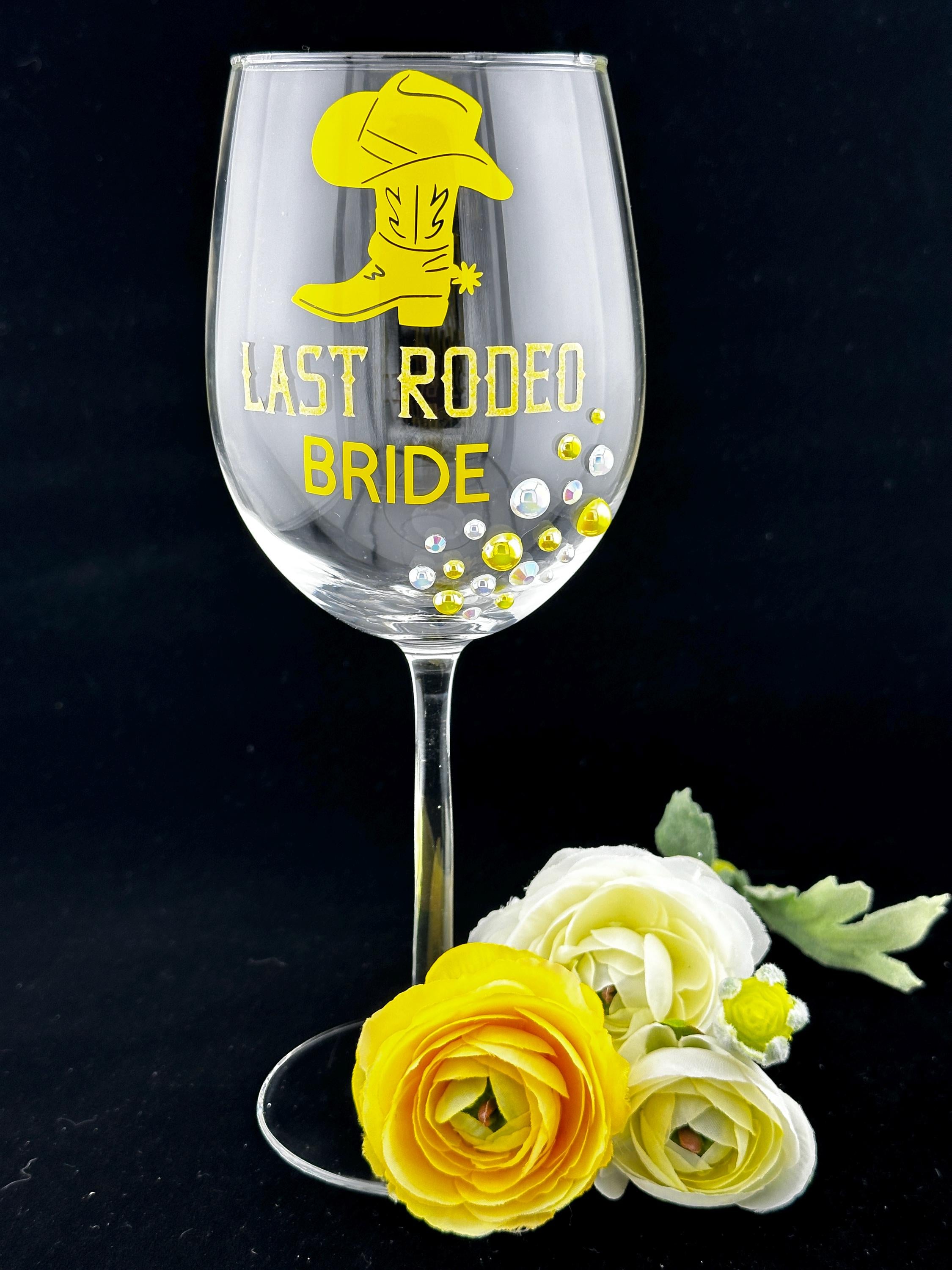 Last Rodeo Bach Party Gifts Cowgirl Bachelorette Wine Glass Western Bride Crew Cowboy Boot Rhinestone Celebration Disco Bridal Shower Custom