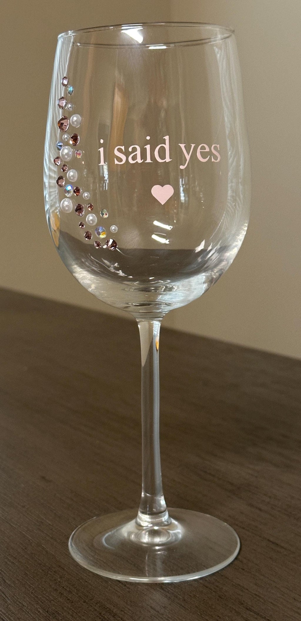 Engagement Gift Bridal Shower Gift Glam Bride Champagne Flute Future Mrs Wedding Morning Celebration Stemware Rhinestone Wine Glass Pearl
