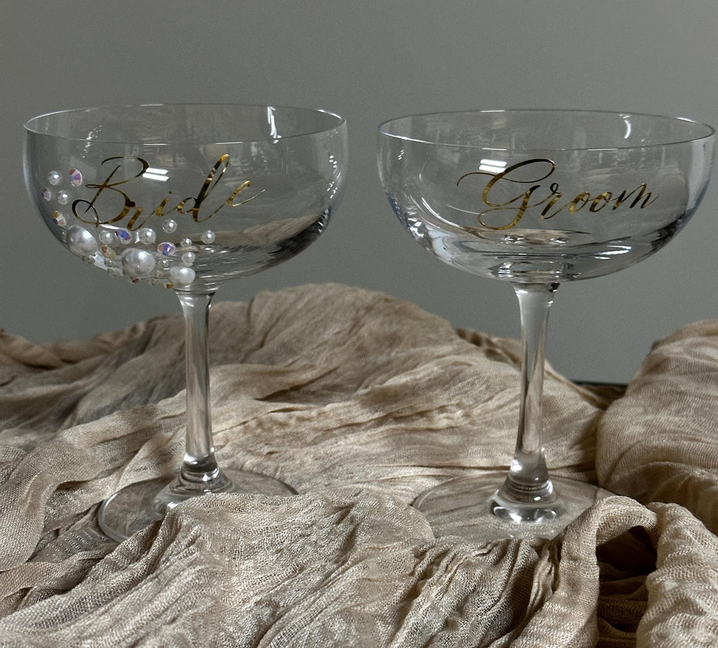 Bride & Groom Champagne Coupe Glass Set – Wedding Toast Glasses  Set of 2  Wedding Gift for Couple under 40.00  Wedding Glasses