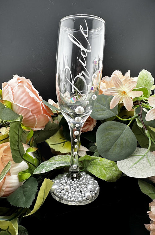 Bride Champagne Flute Personalized Stemware Wedding Glass Custom Name Bridal Shower Gift Keepsake Pearl Embellished Goblet Celebration